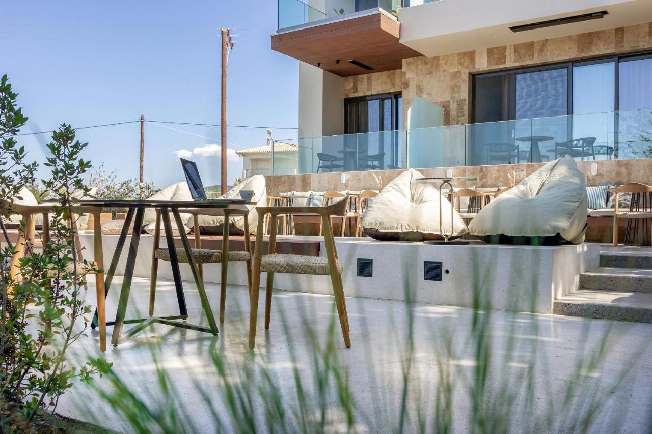 Acro Upscale Residences Corinth Exterior photo